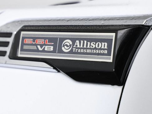 New 2026 GMC Sierra 3500 SLT w/ SLT Convenience Package image 10