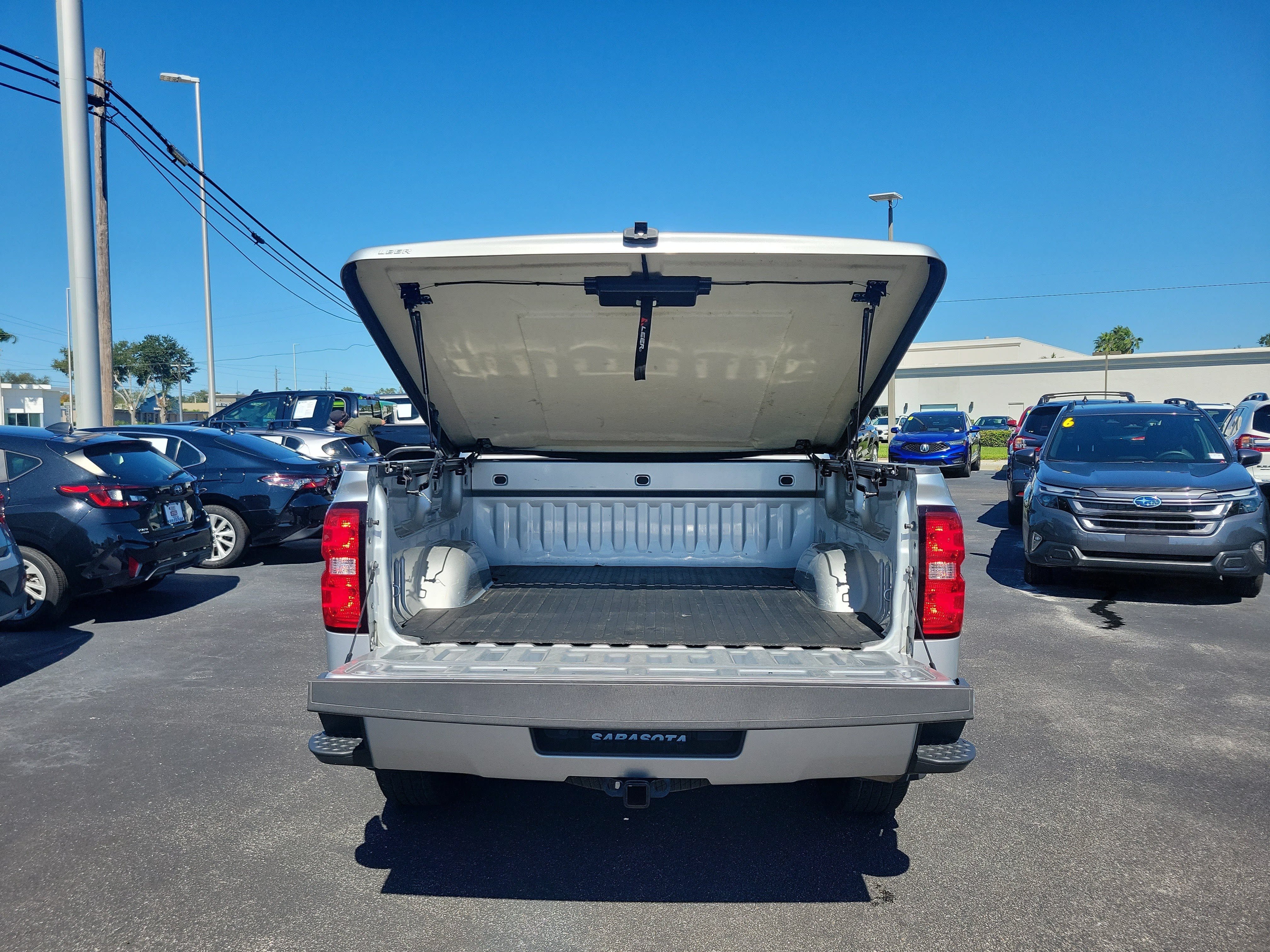 Used 2018 Chevrolet Silverado 1500 LT w/ All Star Edition AWD/4WD image 10