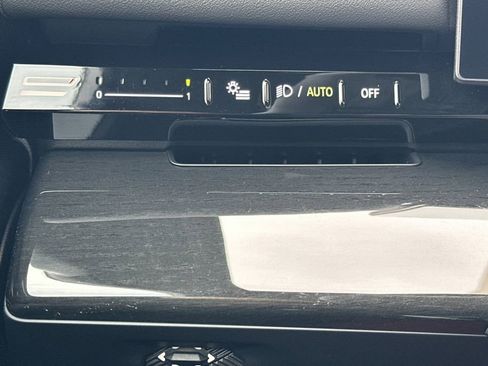 New 2026 BMW 530i 530i w/ Premium Package image 31