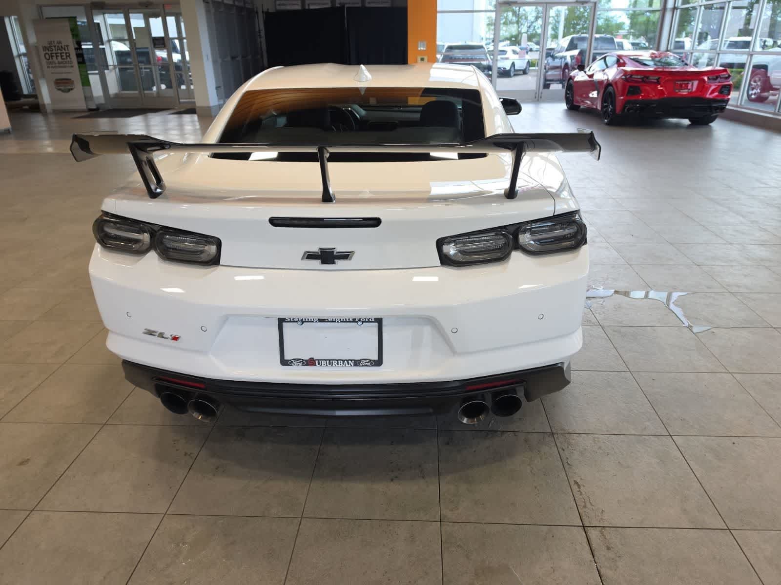 Used 2020 Chevrolet Camaro ZL1 RWD image 9