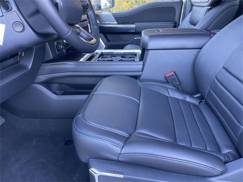 New 2026 Ford F450 Platinum image 15