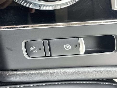 Used 2024 Mitsubishi Outlander SE FWD image 29