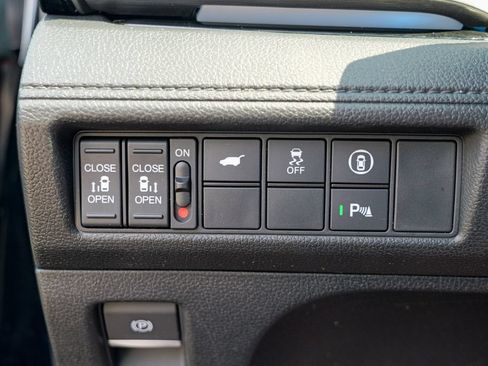 Used 2023 Honda Odyssey Touring image 54