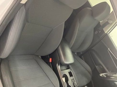 Used 2017 Kia Sorento LX w/ LX Convenience Package image 30