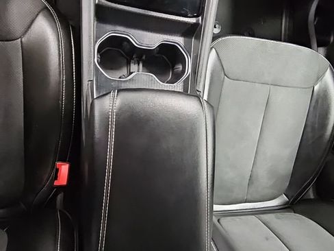 Used 2024 Jeep Grand Cherokee L Laredo image 26