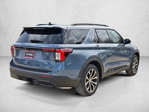 New 2026 Ford Explorer ST-Line w/ Premium Package image 2