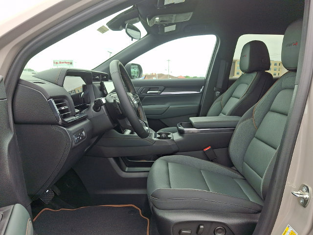 New 2026 GMC Terrain AT4 w/ Convenience Package III AWD/4WD image 9