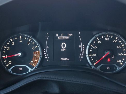 Used 2023 Jeep Renegade Latitude image 16