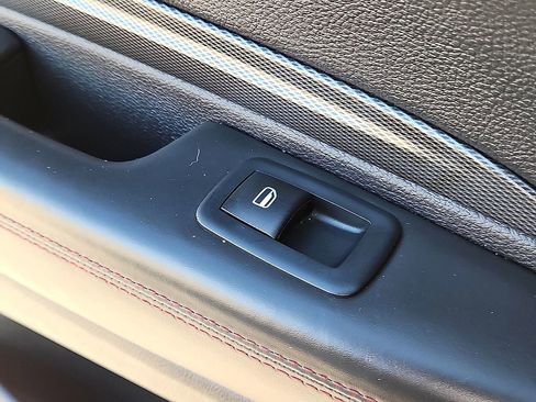 Used 2024 Dodge Durango GT image 18