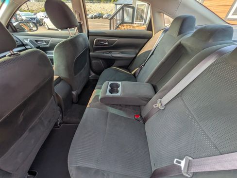 Used 2015 Nissan Altima 2.5 S w/ Special Edition Package FWD image 32
