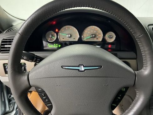 Used 2004 Ford Thunderbird Pacific Coast RWD image 11