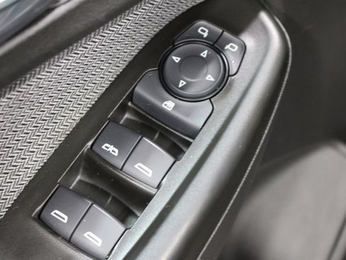 Used 2023 Chevrolet TrailBlazer LS FWD image 7