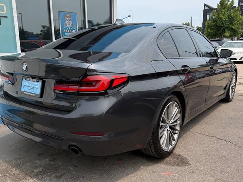 Used 2017 BMW 530i RWD image 2