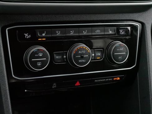 Certified 2023 Volkswagen Atlas SE w/ Panoramic Sunroof Package image 23