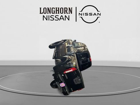 Used 2019 Nissan Frontier PRO-4X image 6