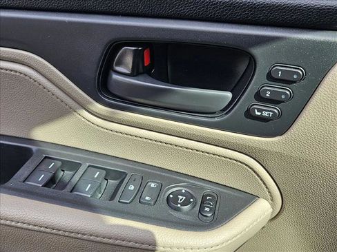 Used 2018 Honda Odyssey EX-L image 7
