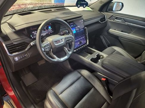 Certified 2024 GMC Acadia Elevation w/ Black Edition AWD/4WD image 12