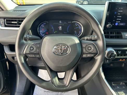 Certified 2025 Toyota RAV4 XLE AWD/4WD image 21