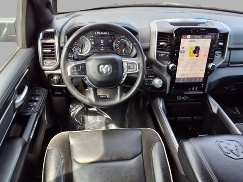 Used 2025 RAM 1500 Laramie AWD/4WD image 4