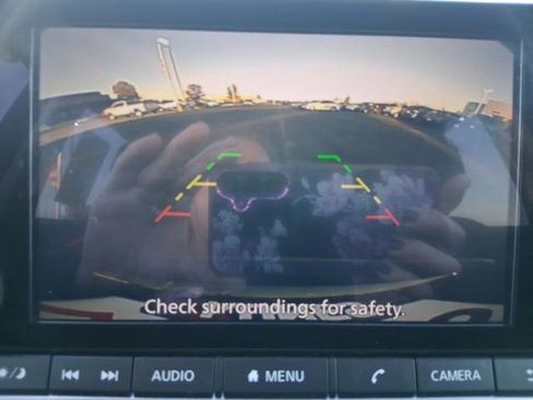 Used 2024 Nissan Rogue SV image 25