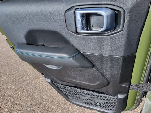 Used 2024 Jeep Wrangler Unlimited Rubicon 4xe image 19