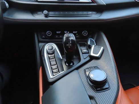 Used 2019 BMW i8 Roadster AWD/4WD image 39