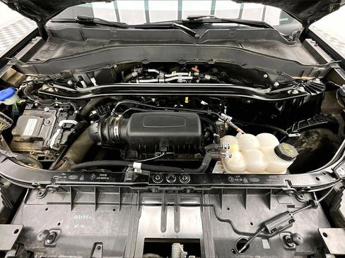 Used 2022 Ford Explorer Limited w/ Equipment Group 301A image 10