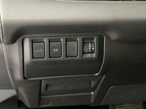 Used 2023 Subaru Ascent Onyx Edition image 10