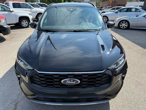 Used 2023 Ford Escape ST-Line Select AWD/4WD image 10