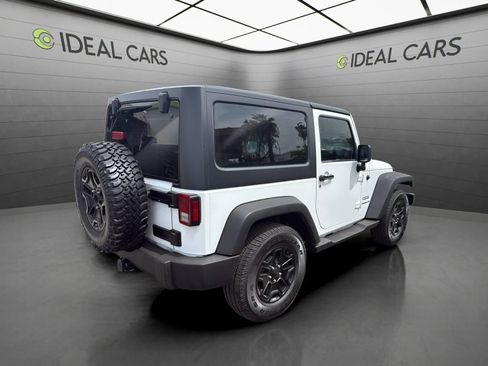 Used 2015 Jeep Wrangler Sport AWD/4WD image 5