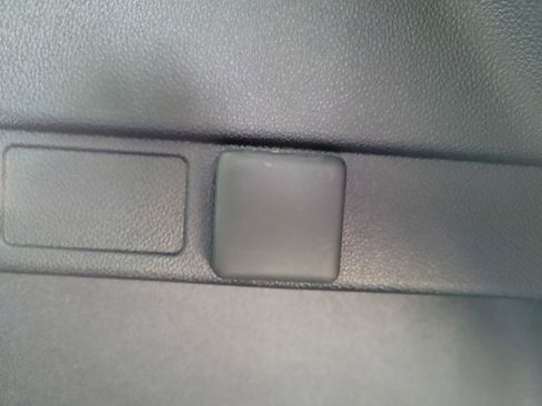 New 2026 Chevrolet Equinox LT w/ Safety and Technology Package image 9