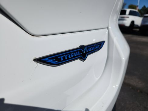 Used 2024 Jeep Grand Cherokee Trailhawk w/ Advanced Protech Group II image 24