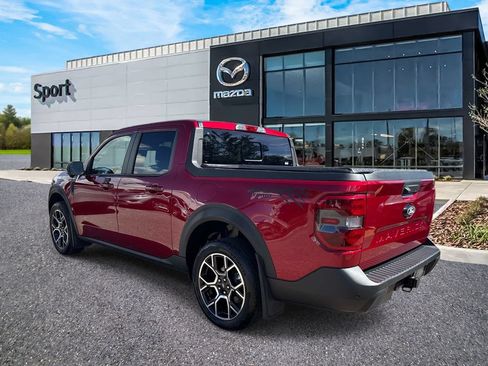 Used 2025 Ford Maverick Lariat w/ 4K Tow Package AWD/4WD image 6