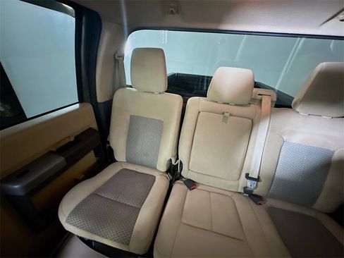 Used 2015 Ford F250 XLT w/ XLT Value Package image 12