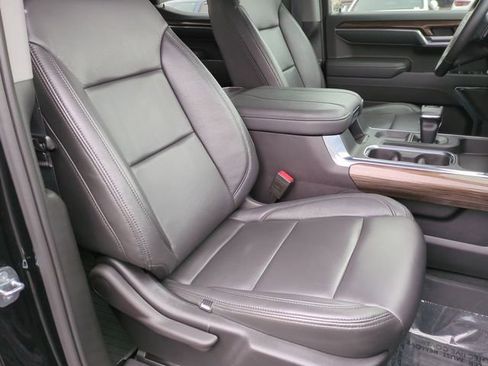 Used 2023 Chevrolet Silverado 1500 LT Trail Boss image 24