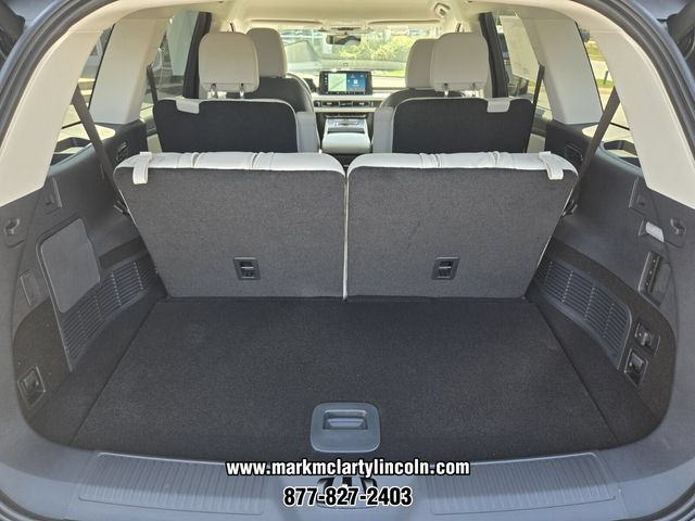 New 2026 Lincoln Aviator 2WD image 13