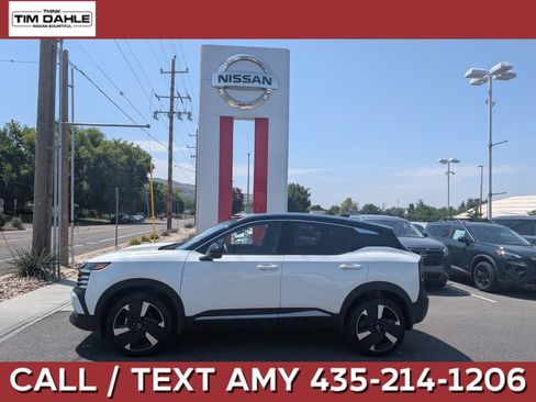 Used 2026 Nissan Kicks SR w/ Cold Weather Package AWD/4WD image 1