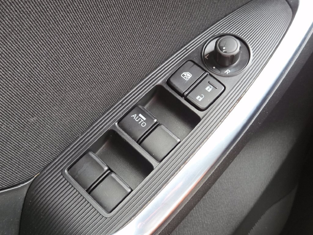 Used 2013 MAZDA CX-5 Touring w/ Bose & Moonroof Pkg FWD image 25