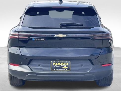 New 2026 Chevrolet Equinox EV LT image 4