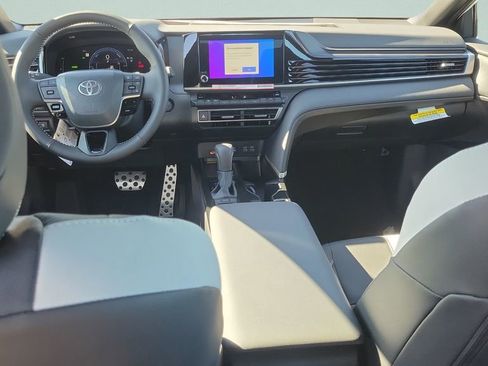 New 2026 Toyota Camry SE image 14