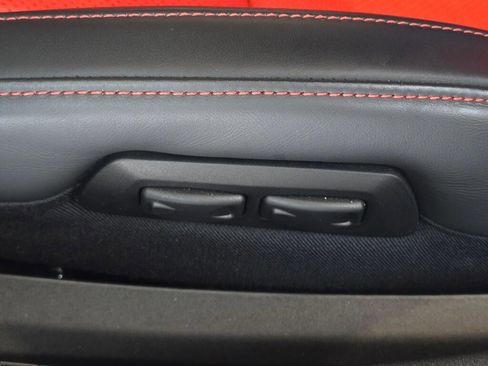 Used 2018 Mercedes-Benz AMG GT C image 35