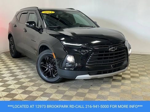 Used 2021 Chevrolet Blazer LT FWD image 3