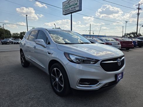 Used 2020 Buick Enclave Essence w/ Sport Touring Edition FWD image 25