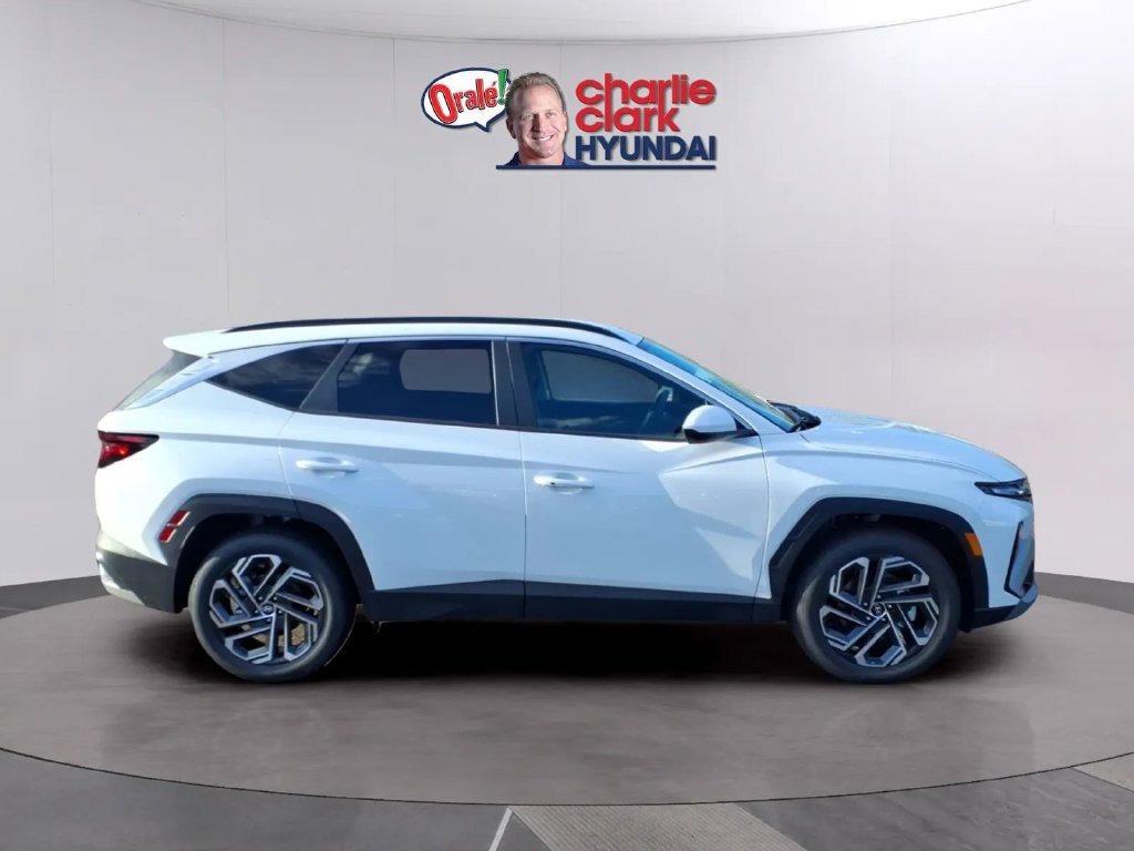 New 2026 Hyundai Tucson SEL Plus FWD image 6