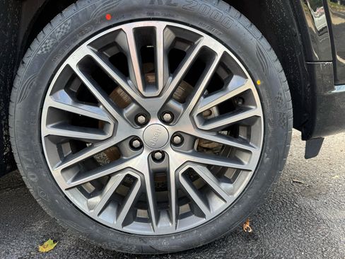 Used 2022 Jeep Compass Limited w/ Elite Group image 12