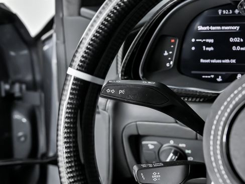 Used 2020 Audi R8 V10 image 34