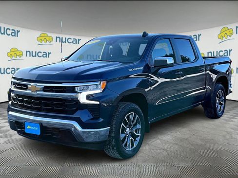 Used 2023 Chevrolet Silverado 1500 LT image 3