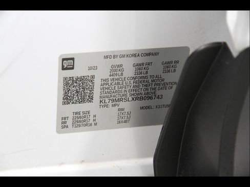 Used 2024 Chevrolet TrailBlazer LT w/ LT Cold Weather Package AWD/4WD image 21