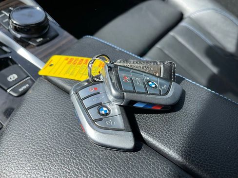 Used 2019 BMW 530i w/ M Sport Package image 12