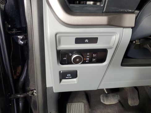 Used 2025 Ford F150 XLT w/ Equipment Group 301A Standard RWD image 27